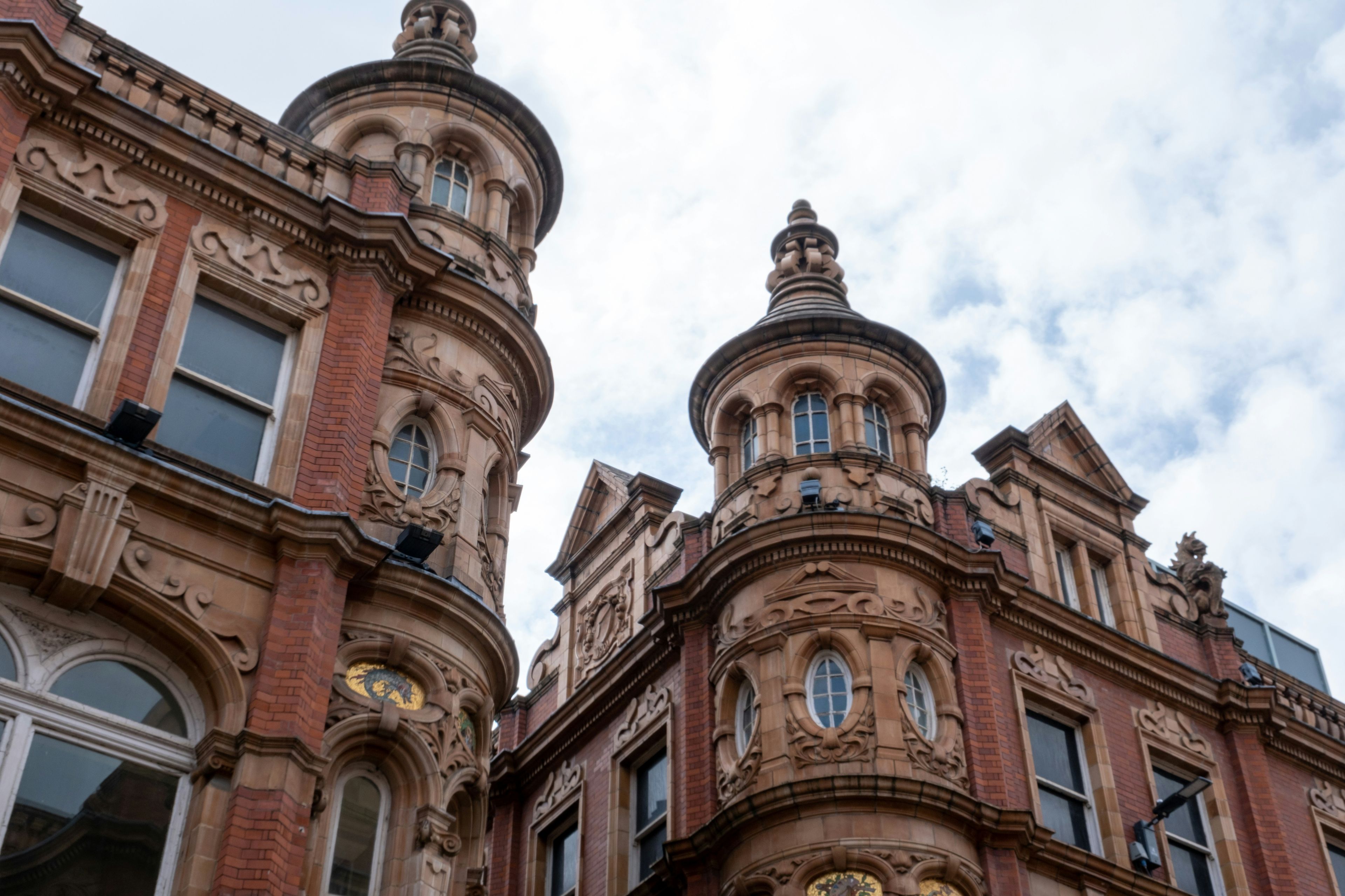 buildings in leeds